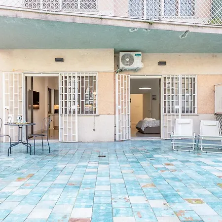 GuestHost - Vomero Deluxe Apartments-2